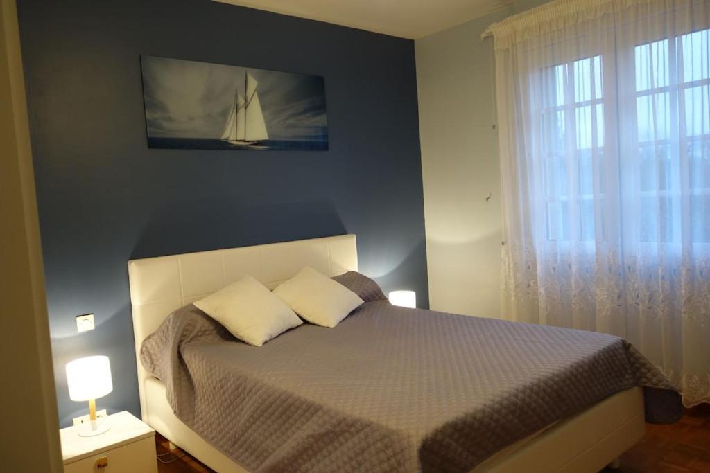 Étables Spacieuse Maison Typique Pour 10 Personnes Vue Mer Plage A 10 Minutes A Pied- Ideale Pour Des Vacances Ou Un Weekend En Famille Ou Entre Amis מראה חיצוני תמונה