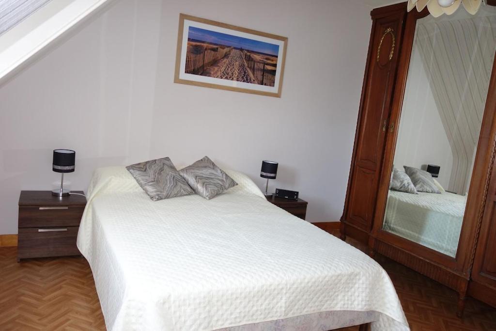 Étables Spacieuse Maison Typique Pour 10 Personnes Vue Mer Plage A 10 Minutes A Pied- Ideale Pour Des Vacances Ou Un Weekend En Famille Ou Entre Amis מראה חיצוני תמונה